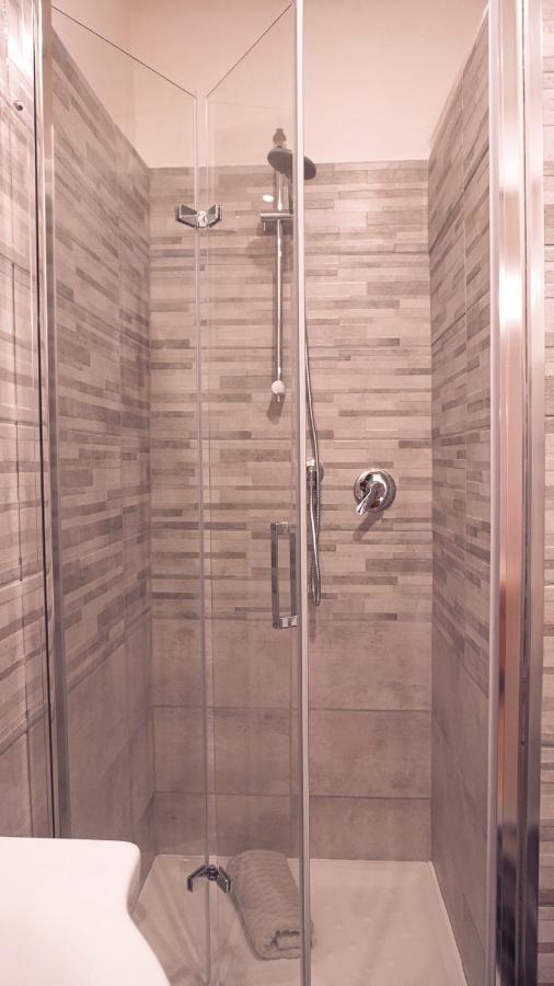Pm 12 Via Achille Grandi Guest House ألغيرو المظهر الخارجي الصورة