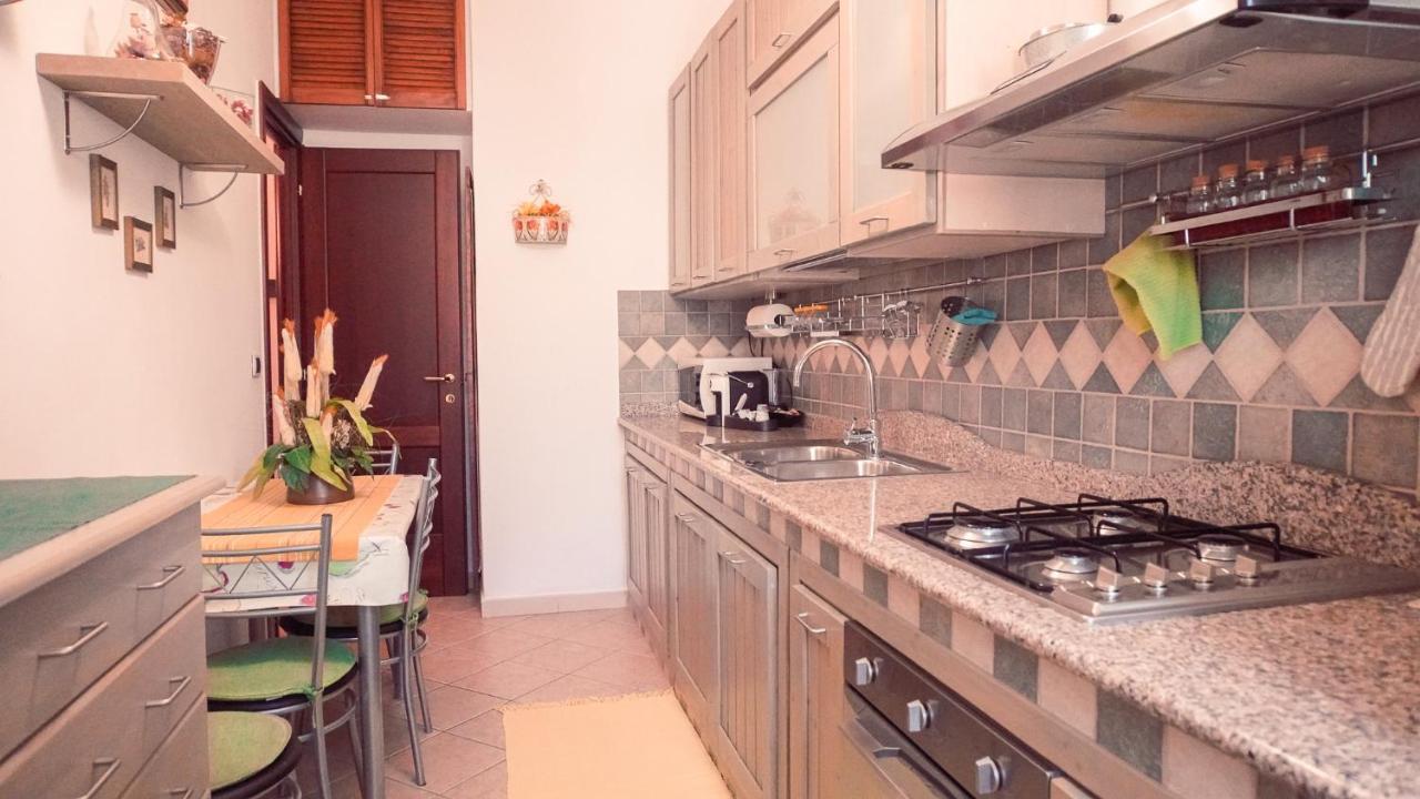 Pm 12 Via Achille Grandi Guest House ألغيرو المظهر الخارجي الصورة
